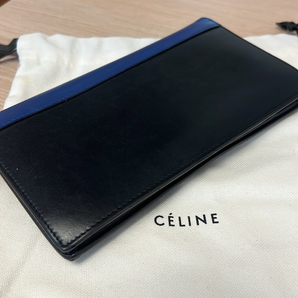Céline Blue and Beige Leather Clutch - Picture 5 of 9